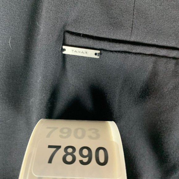 Tahari Dress Pants Women 10 Black Logo Slash Pockets Mid Rise Classic Ankle 7890 - Picture 8 of 8